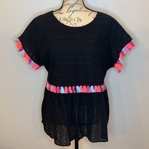 Andreé by Unit eyelet tassel peplum top lined L